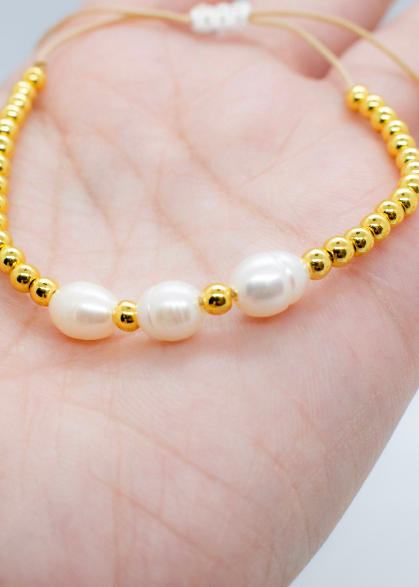 three pearl bracelet