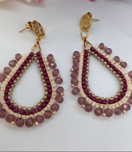 Burgundy oval beaded earringsss