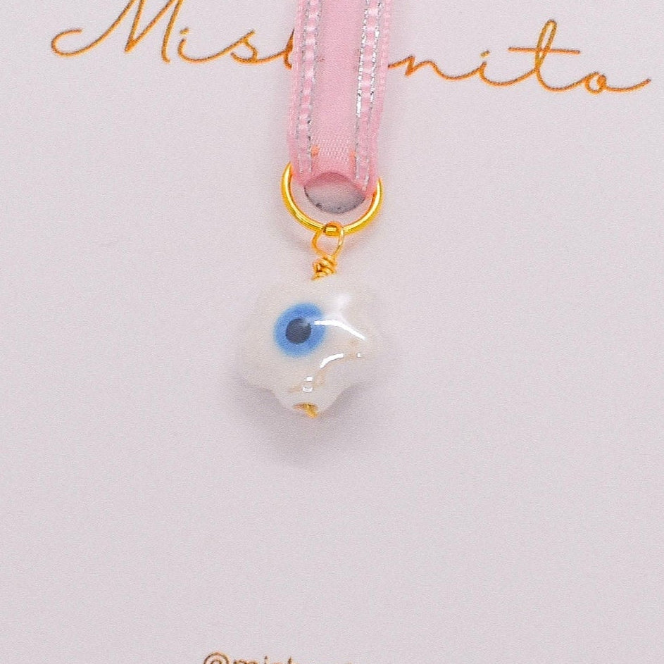 Evil_eye_charm_flowers