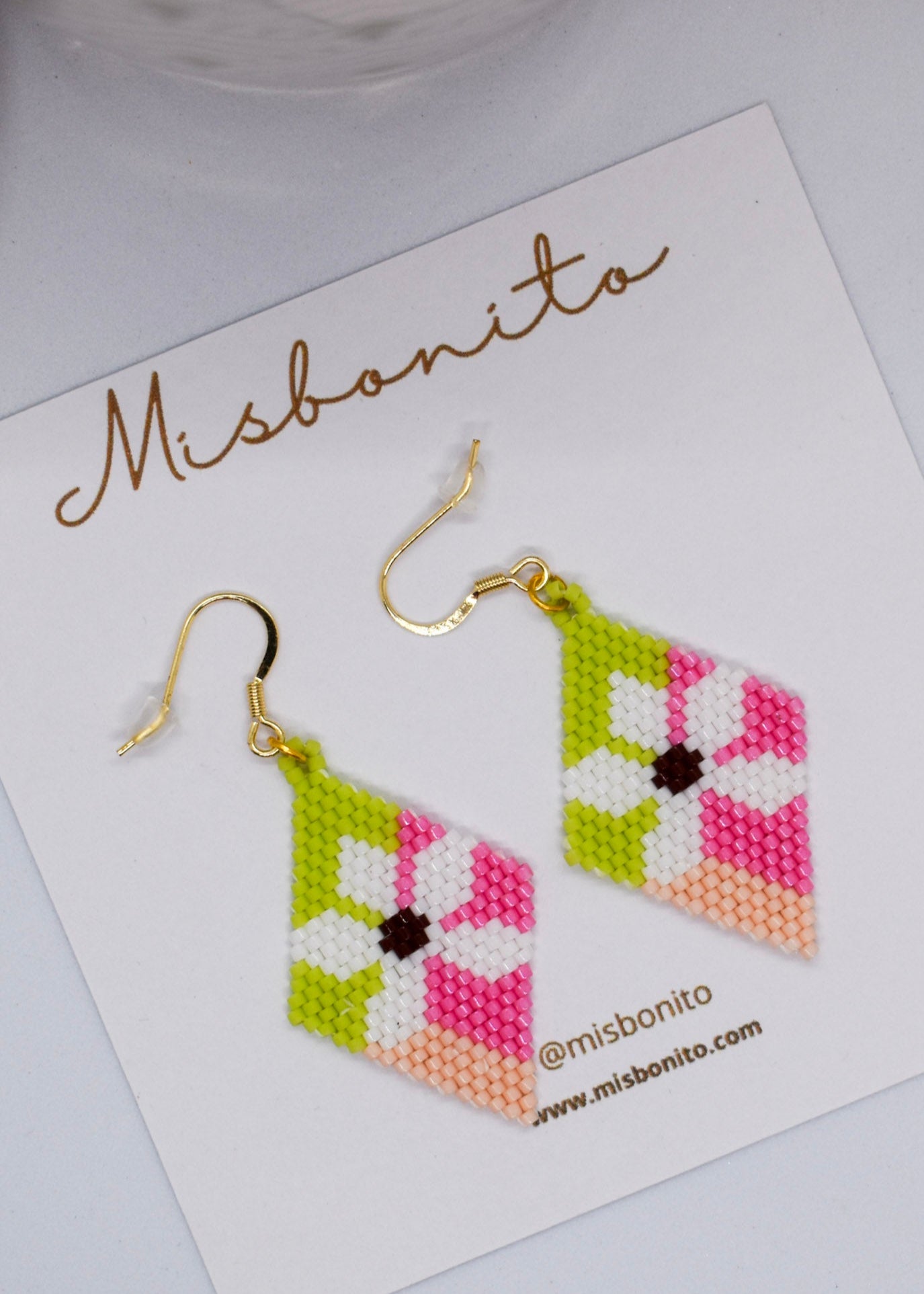 FLORAL BEADED EARRINGS green and pink