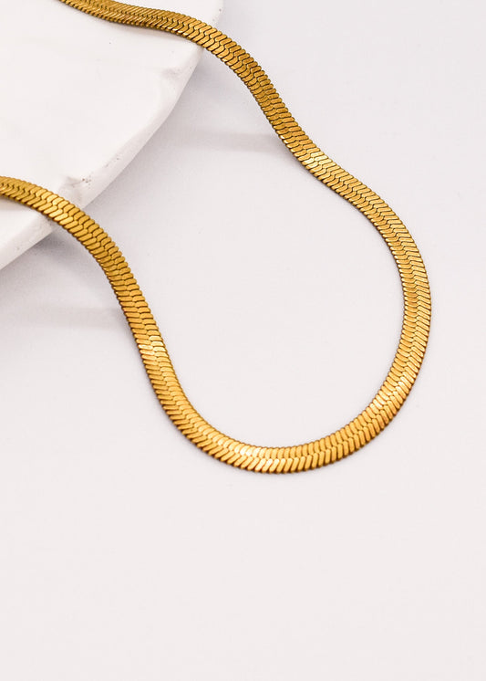 thick herringbone necklace