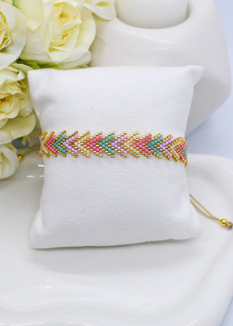ARROW BEADED BRACELET pastels