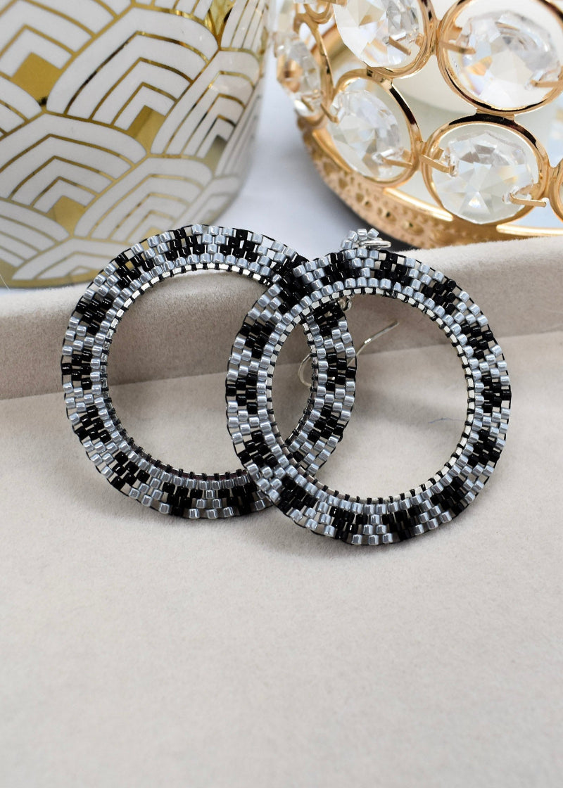 beadedblack earring