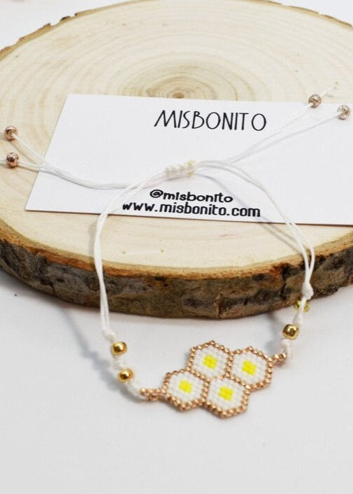 bee hive beaded bracelet