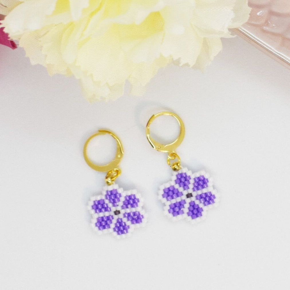 daisy purple earrings
