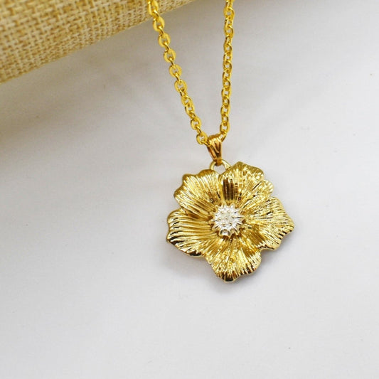 Flower necklace