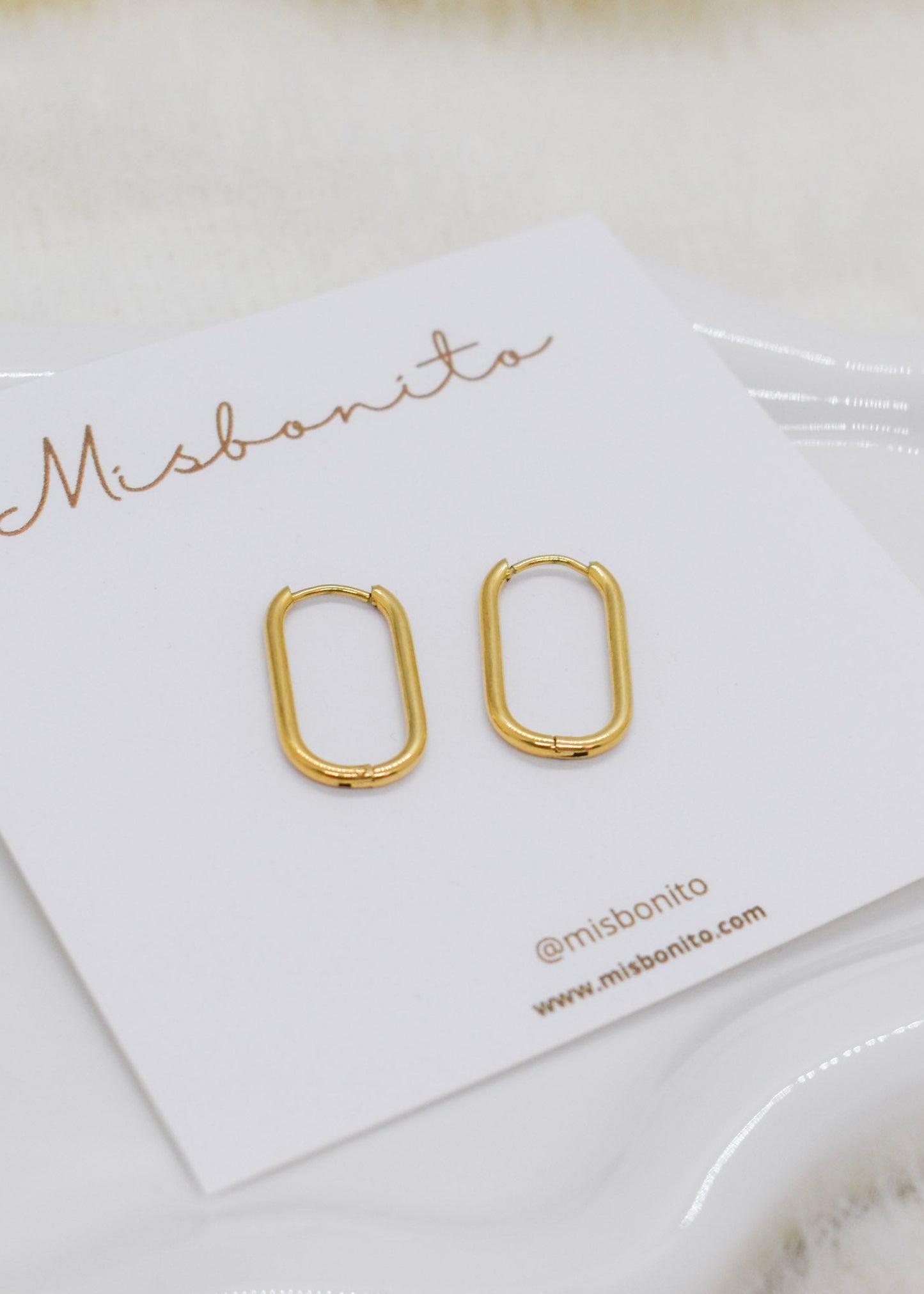 golden rect earrings