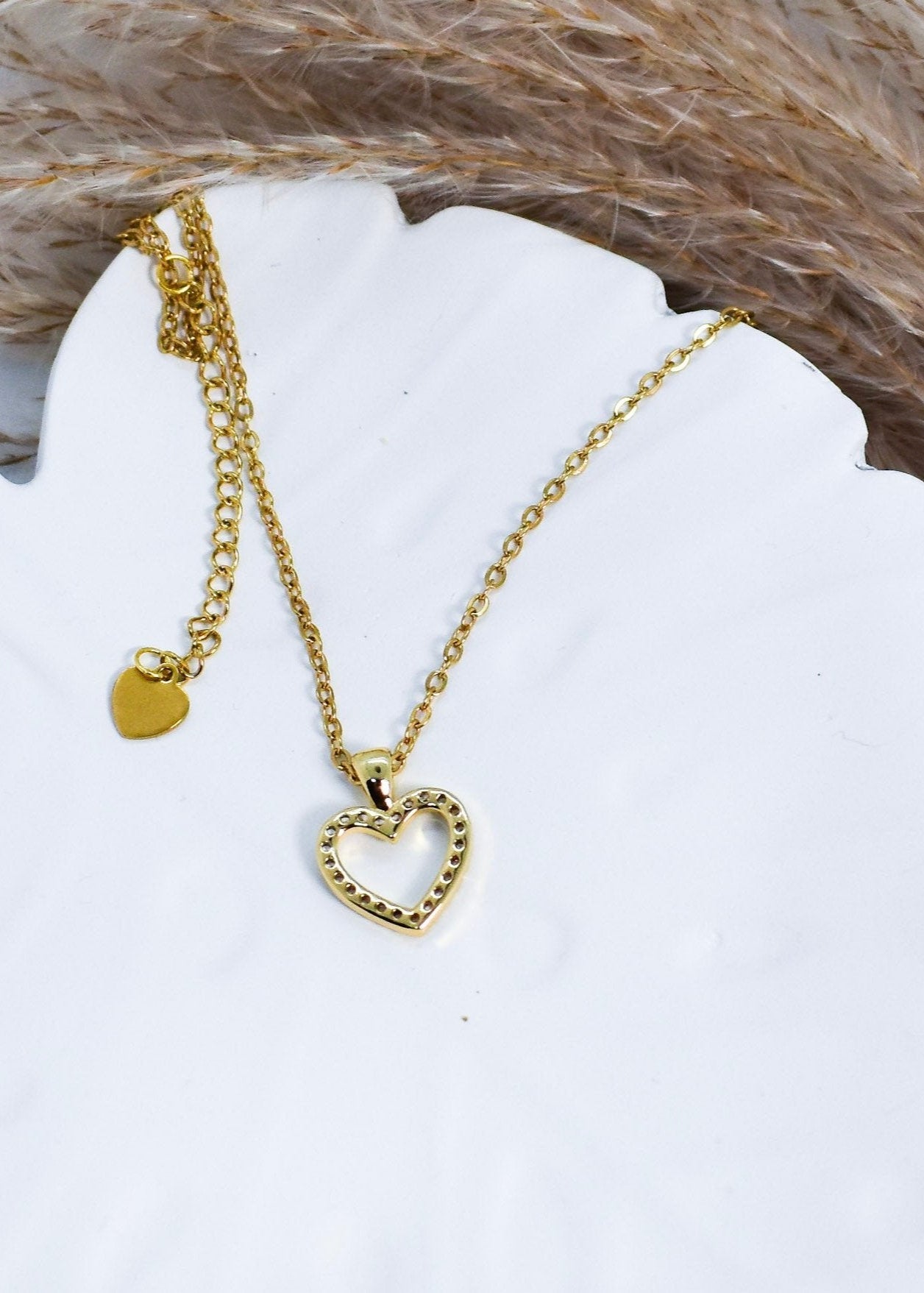 hollowheart pendant necklace