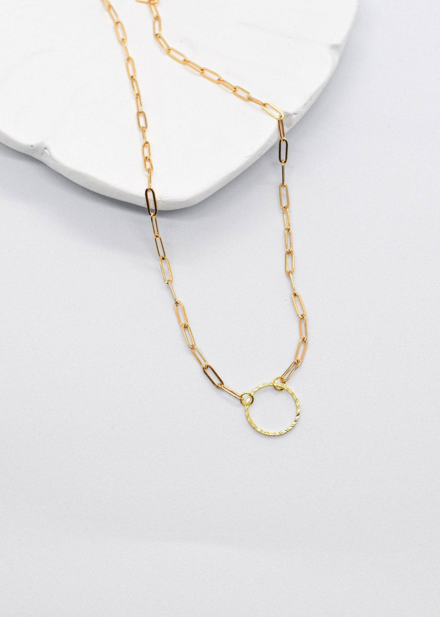 paper clip chains with hoop