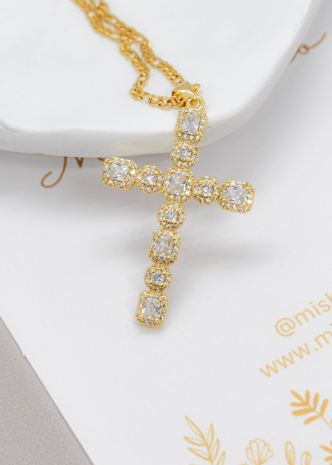 pave cross