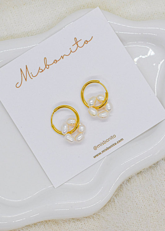 pearlround earrings