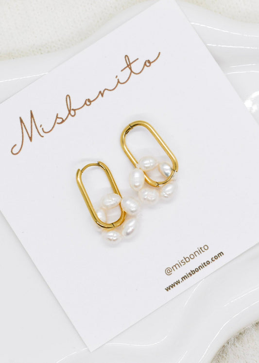 rectanglepearl earrings