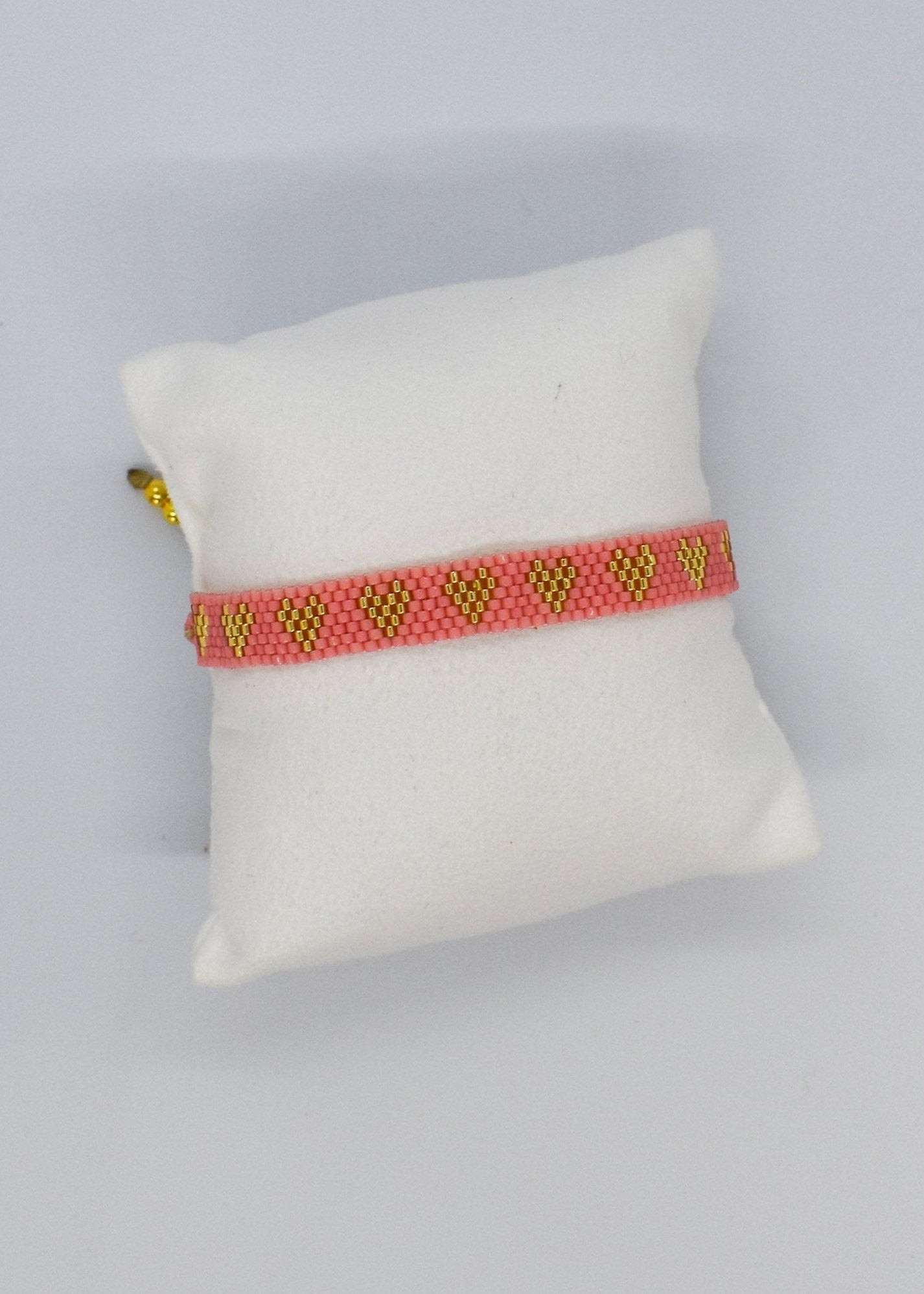 salmon golden heart bracelet