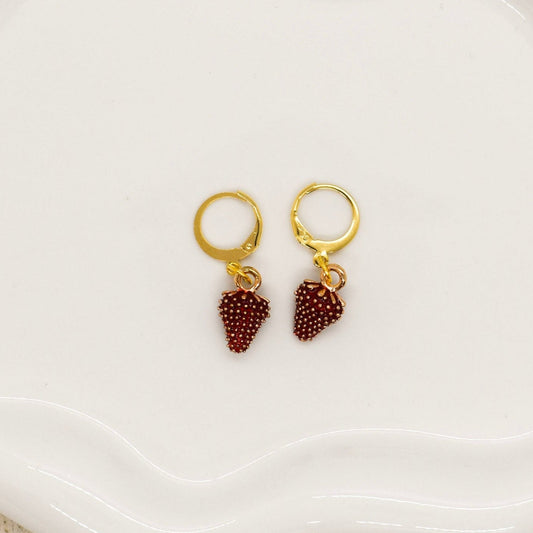 short fresa earrings