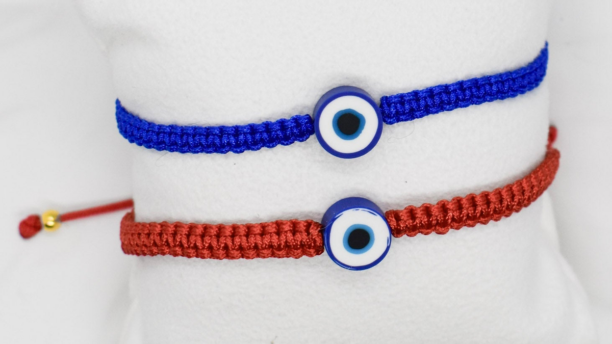 macrame bracelets