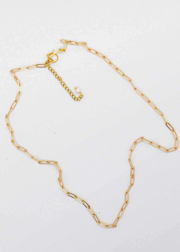 SIMPLE NECKLACES