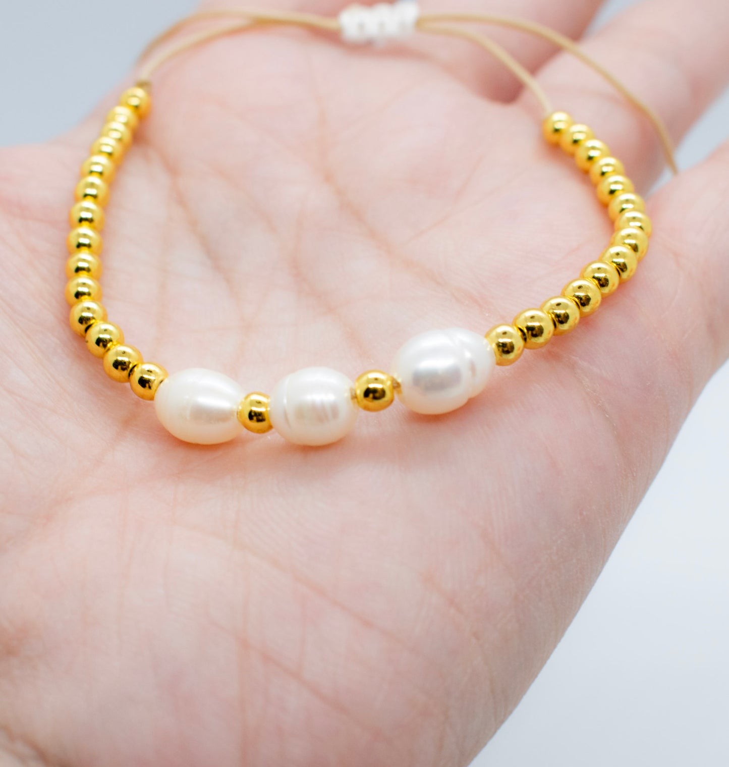 three pearl bracelet