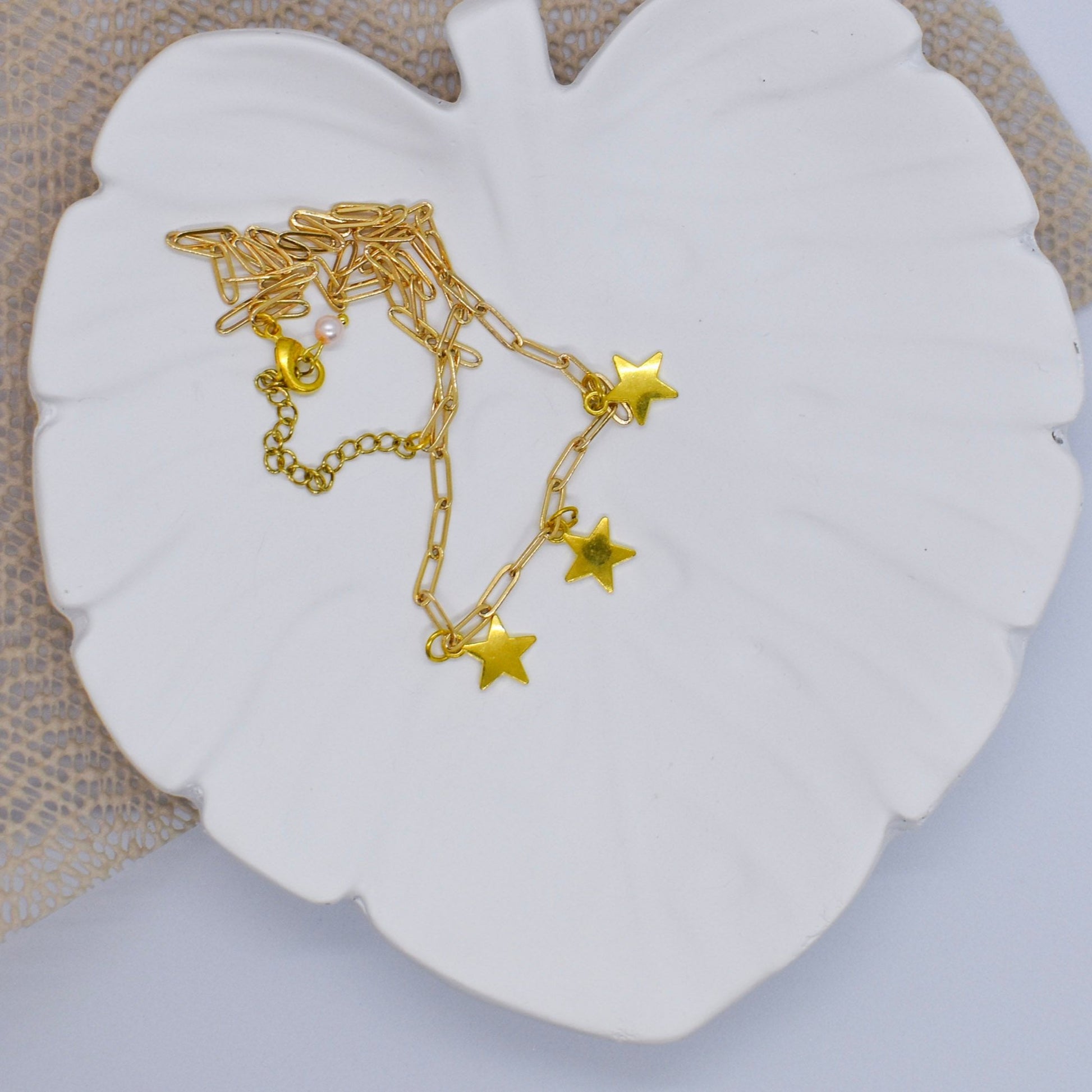 3golden stars necklace