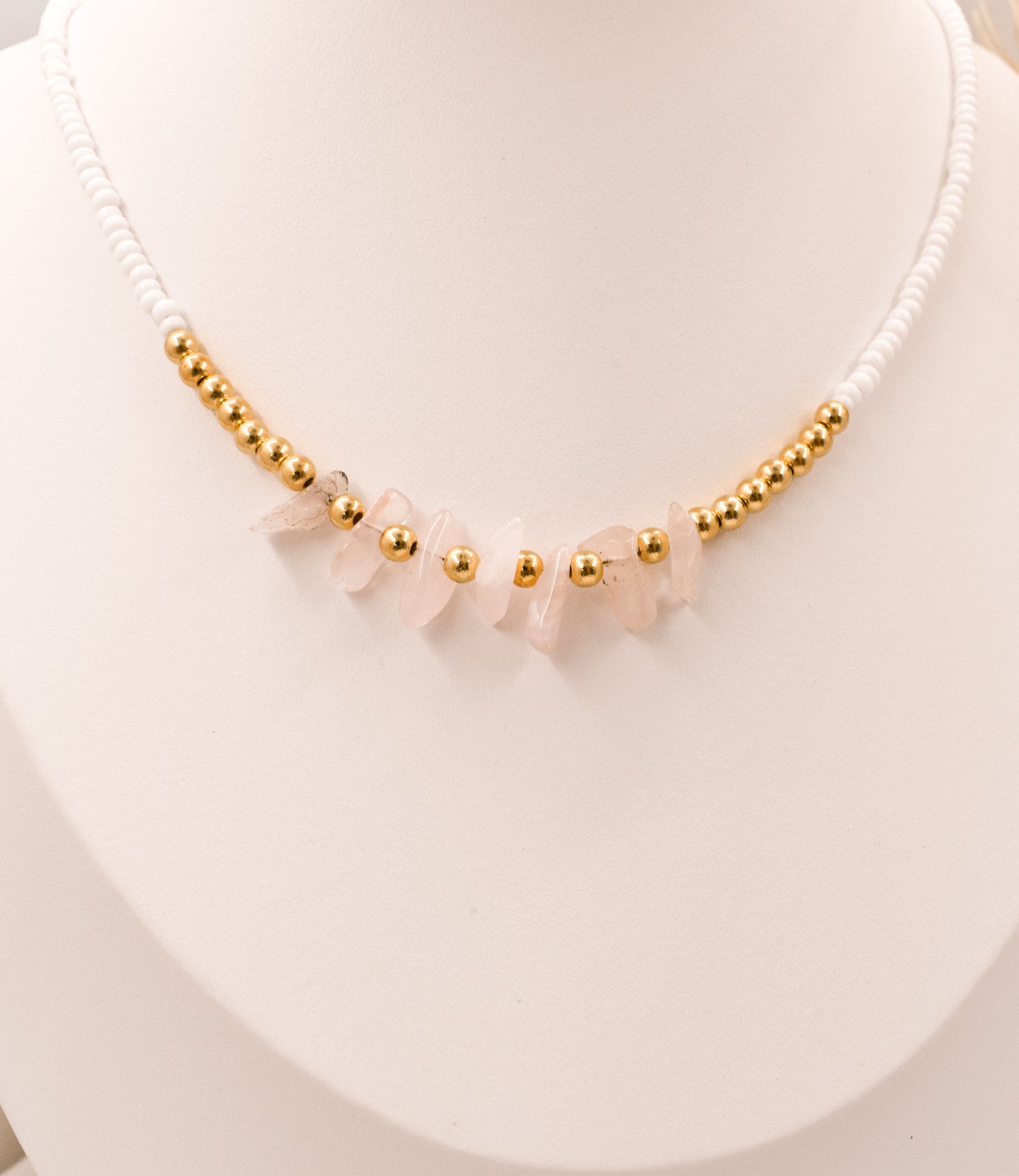 ROSE QUARTZ BEADED NECKLACE
