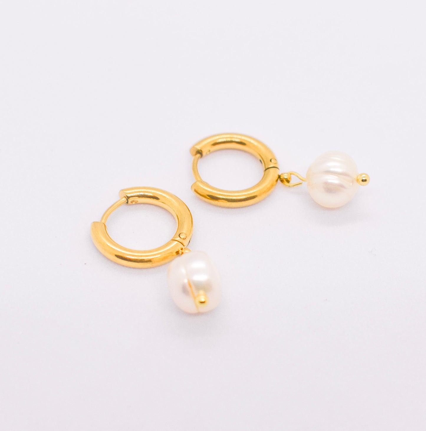 Freswater pearl hoops