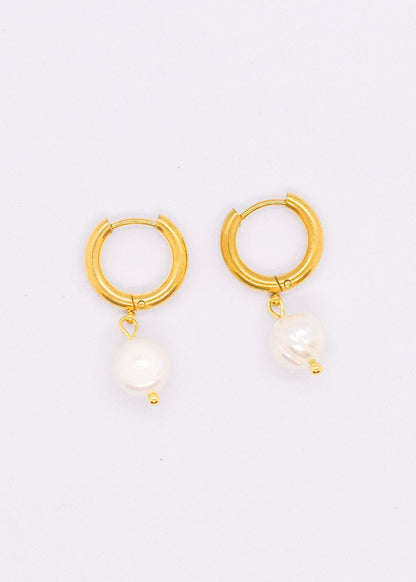 Freswater pearl hoops