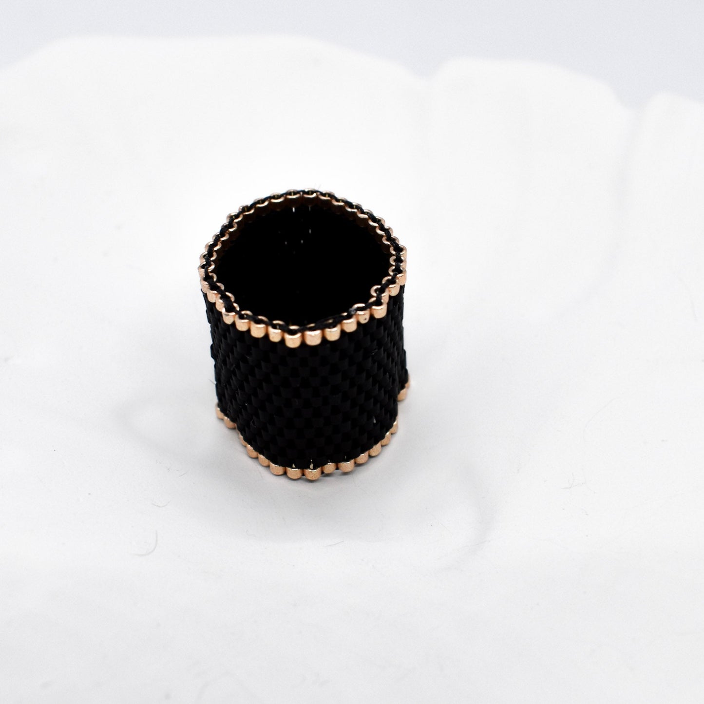 Miyuki_Black_rings_delicas