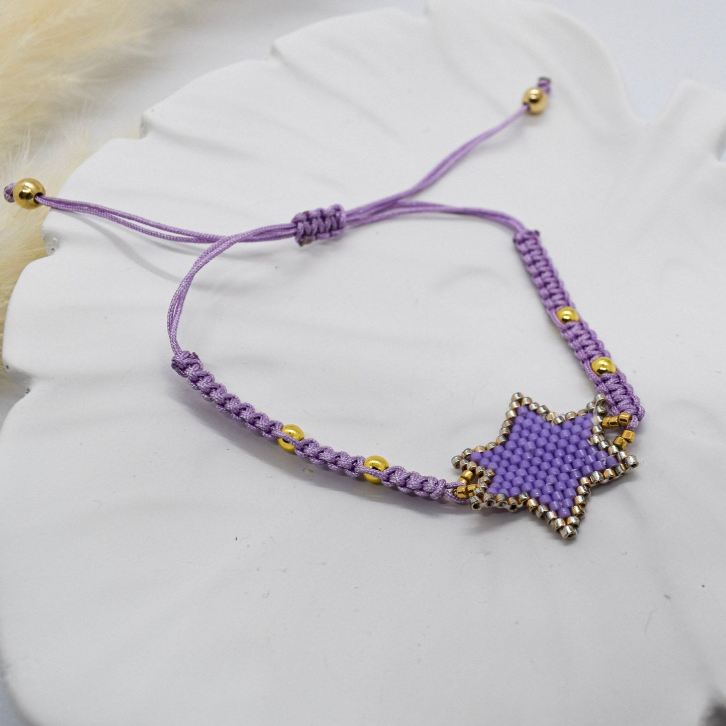 Purple beaded star bracelet