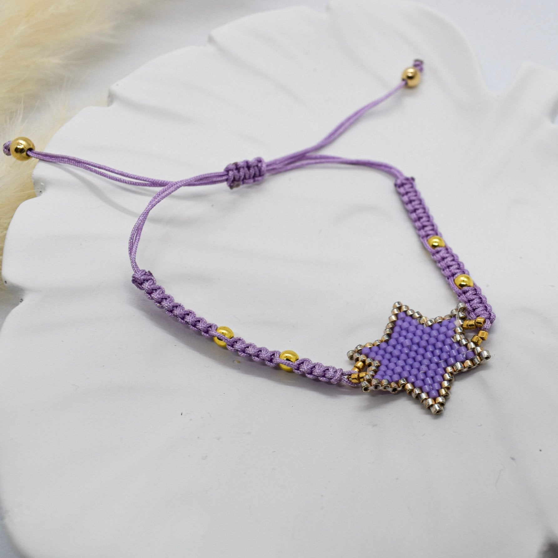 Purple beaded star bracelet