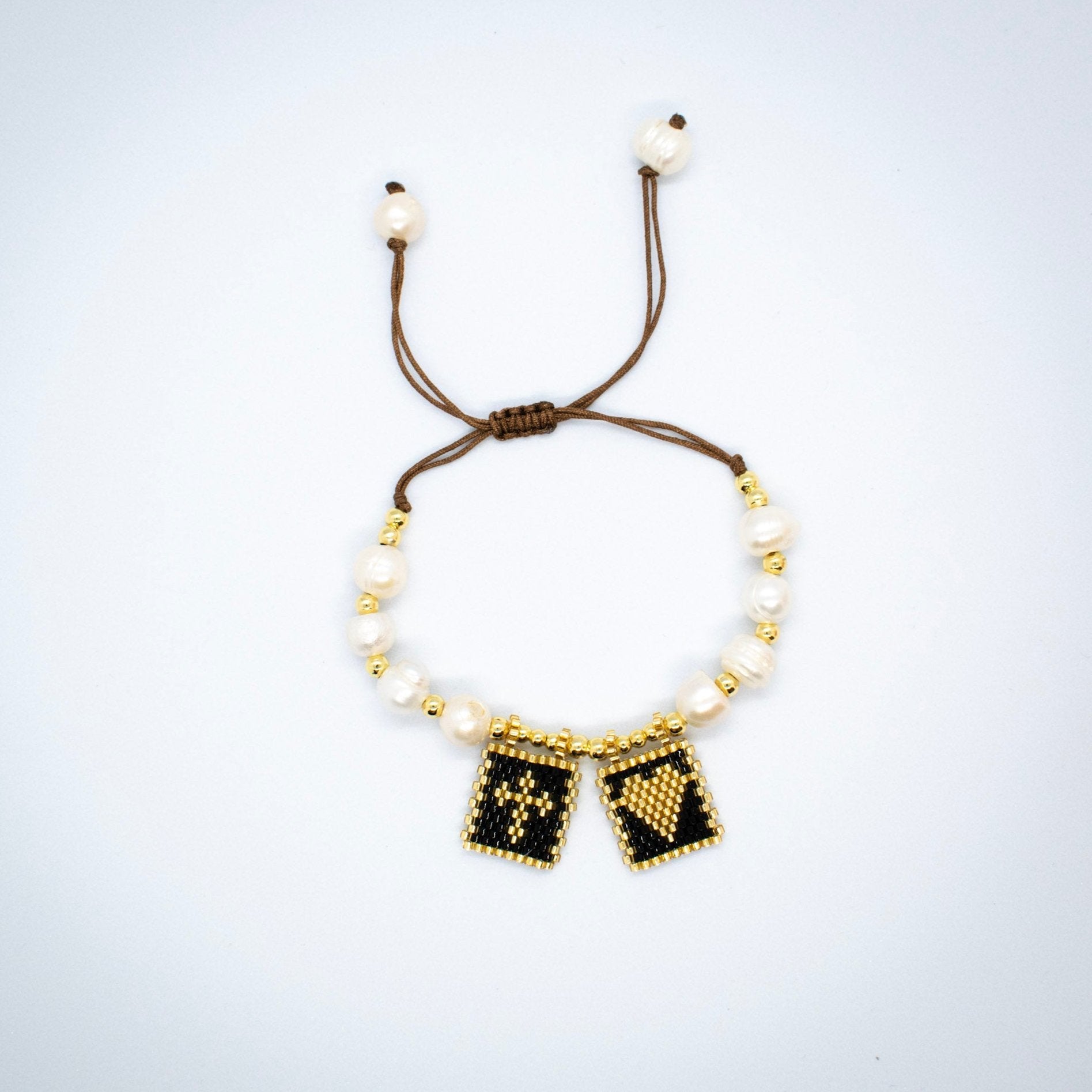 Scapular bracelet