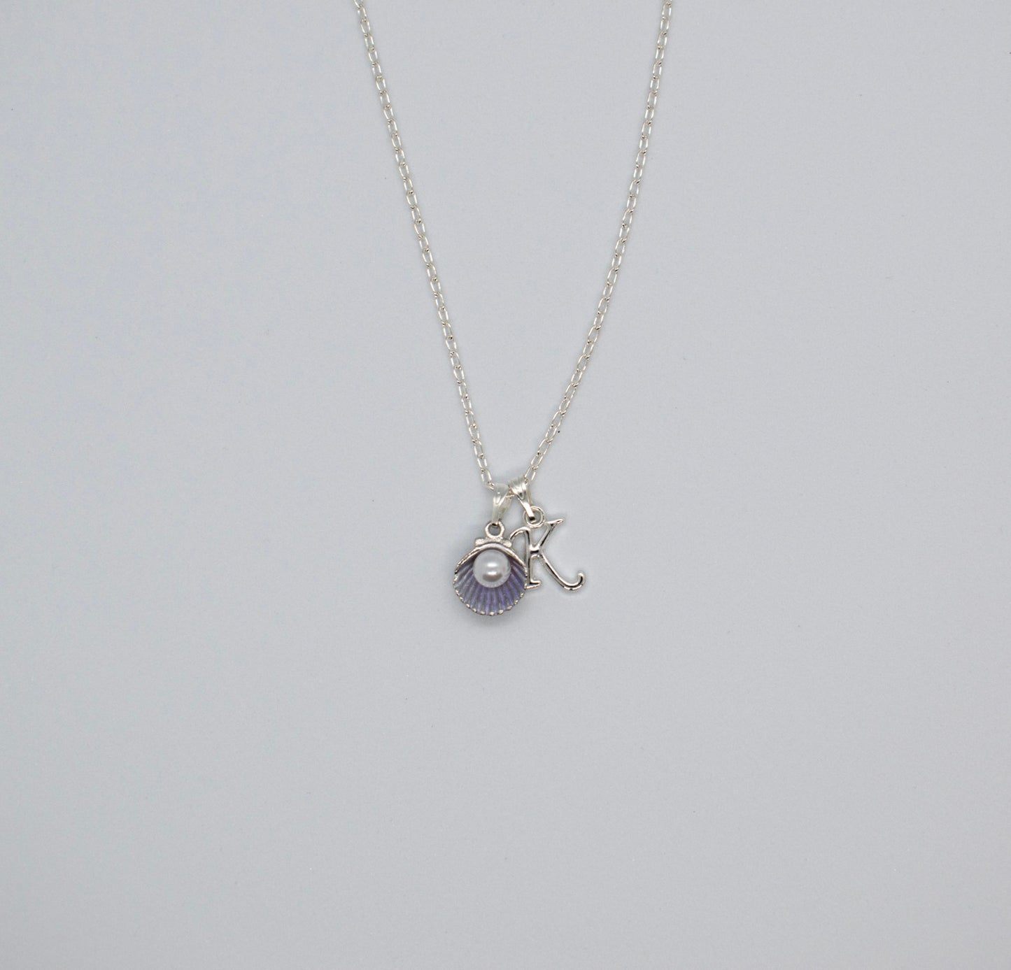 Shell charm necklace