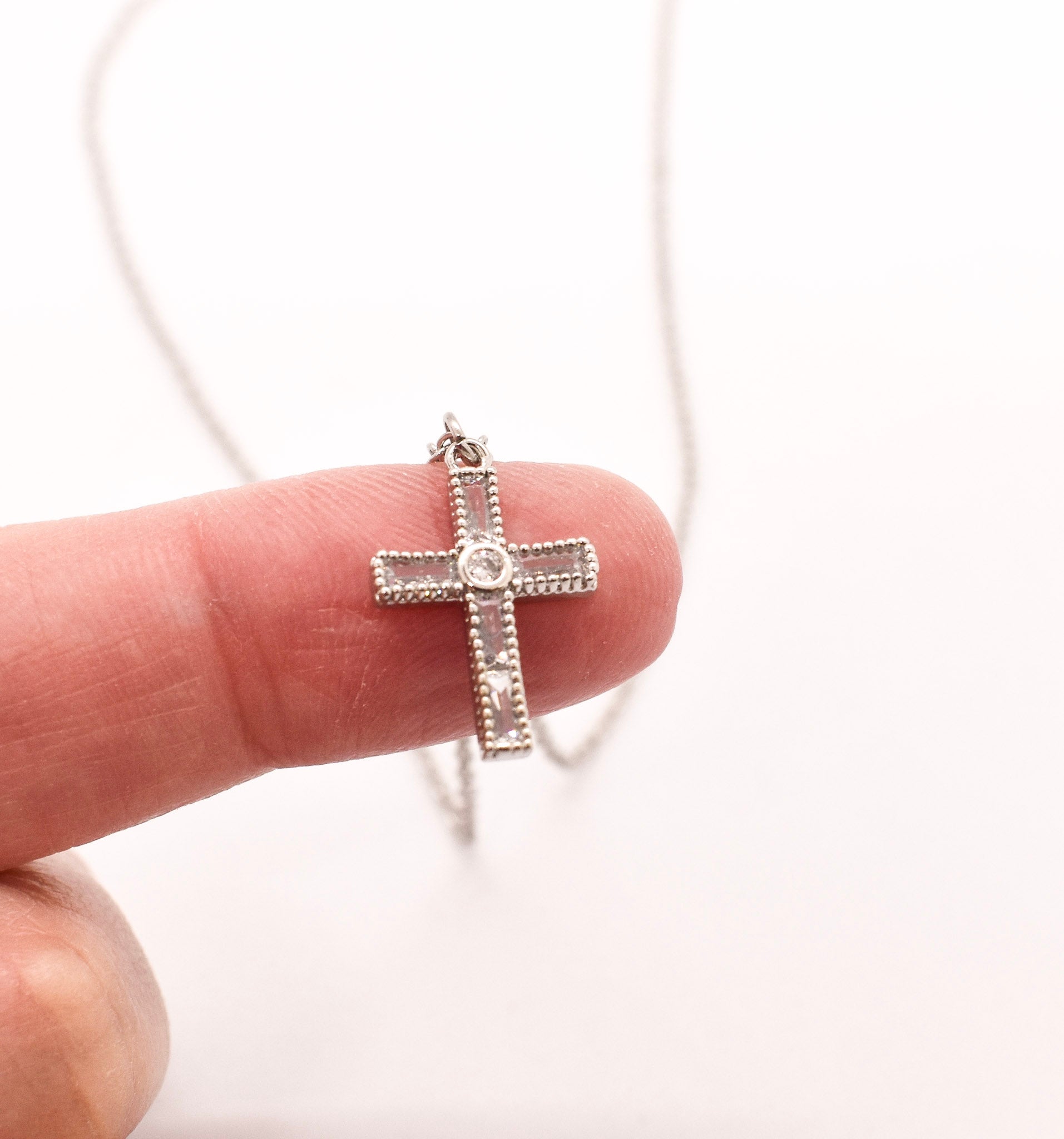 Dainty cross silver necklace