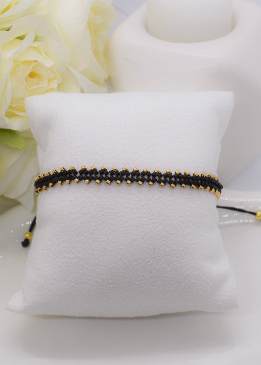 beaded black braceletfish