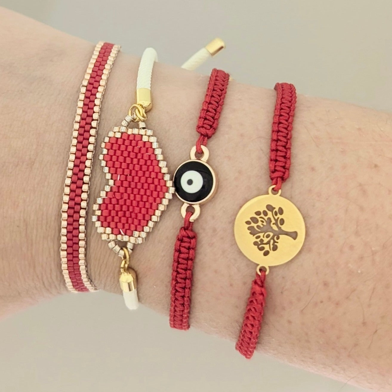 Bracelet bundle red