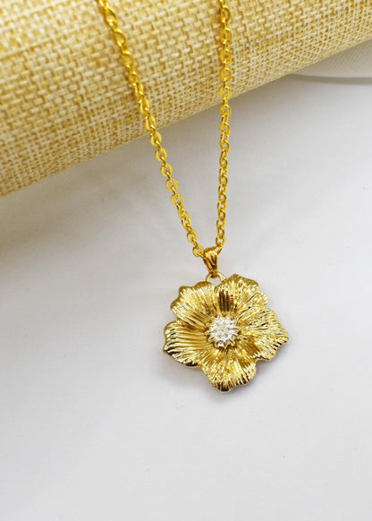 Flower necklace