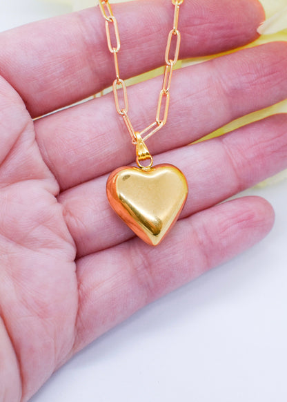 chunky heart necklace 