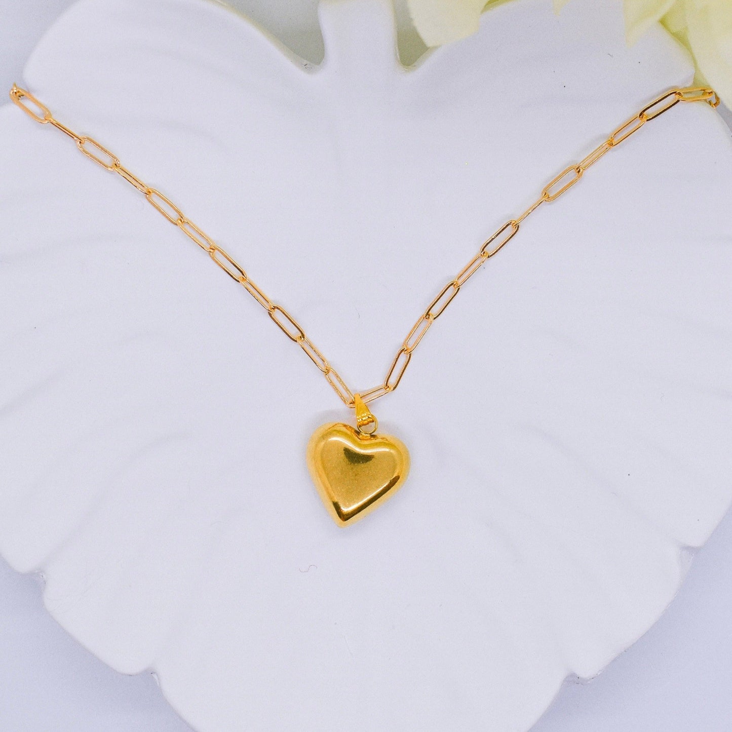 chunky heart necklace 