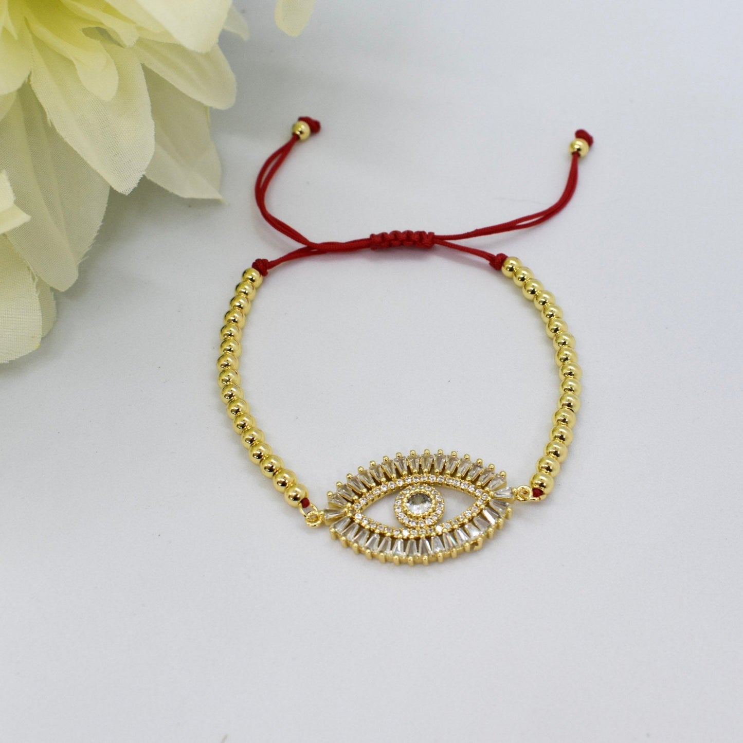 lashes golden beaded bracelet