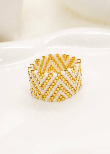 miyuki zigzag golden ring