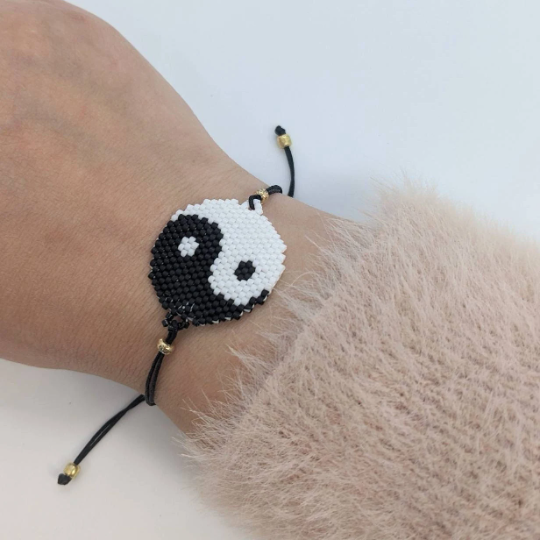 Yin and yang bracelet